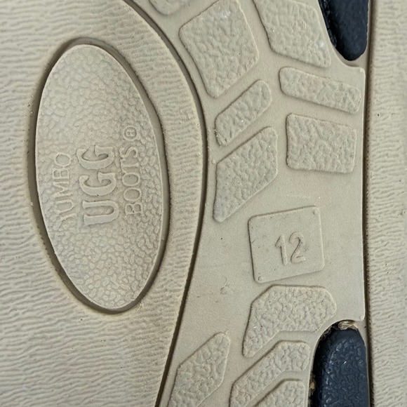 Jumbo UGG Boots Australia Classic Chestnut Suede Sheepskin Lined Size 12 Cozy - Picture 12 of 14